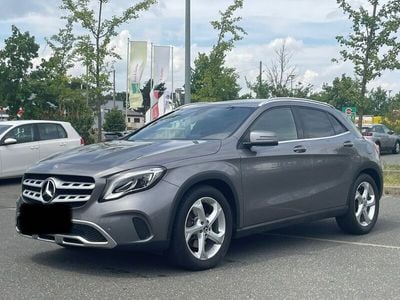 Mercedes GLA250