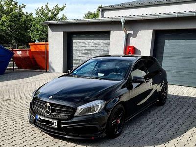 Gebraucht Mercedes A180 AMG line 122 PS (89 kW) 2015 Schwarz Limousine