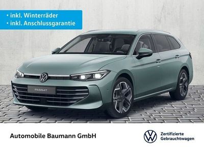 Gebraucht VW Passat Elegance 150 PS (110 kW) 2024 Maripositgrün metallic Kombi