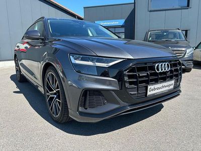 Second-hand Audi Q8 S-Line 286 CP (210 kW) 2019 Gri SUV