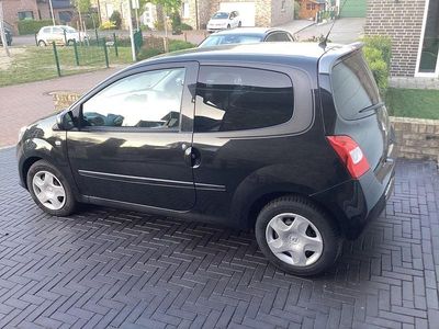 Second-hand Renault Twingo Rip Curl 86 CP (63 kW) 2011 Negru Hatchback
