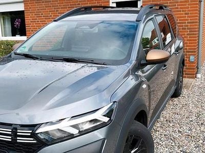 Gebraucht Dacia Jogger Extreme 101 PS (74 kW) 2024 Grau Van / Kleinbus