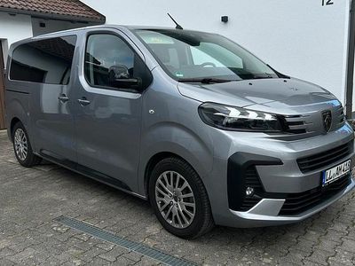 Gebraucht Peugeot Expert 179 PS (131 kW) 2025 Grau Van