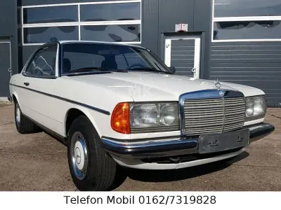 Gebraucht Mercedes 280 185 PS (136 kW) 1982 Weiß Coupé