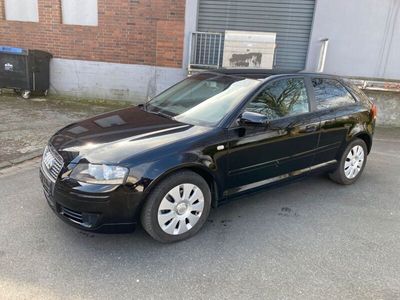 gebraucht Audi A3 1.6 Attraction*Klimatro