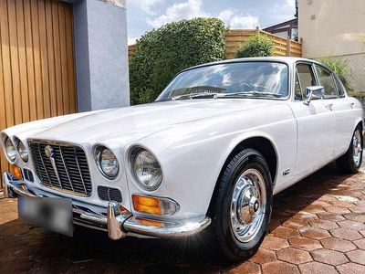 Gebraucht Jaguar XJ6 182 PS (133 kW) 1971 Weiß Limousine
