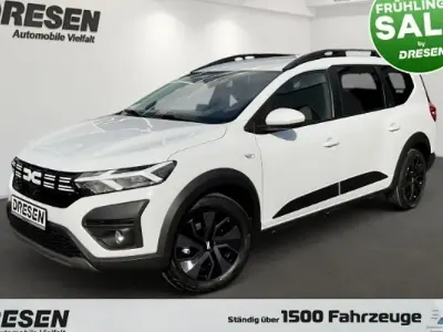 Neu Dacia Jogger Expression 141 PS (103 kW) 2025 Weiß Van / Kleinbus