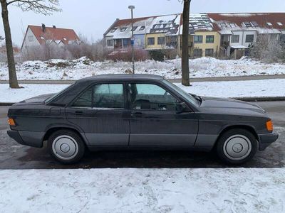 gebraucht Mercedes 190 1.8