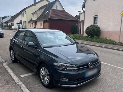 Gebraucht VW Polo 98 PS (72 kW) 2018 Grau Kleinwagen