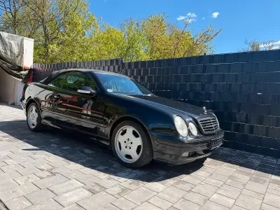 Second-hand Mercedes CLK320 AMG 218 CP (160 kW) 2000 Negru Cabrio