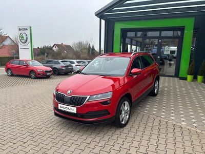 Rot Gebraucht 2019 Skoda Karoq Style SUV | 22.790 € (Etwas zu teuer)