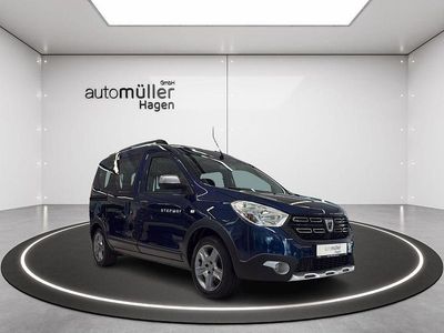 Gebraucht Dacia Dokker Stepway 102 PS (75 kW) 2019 Blau cosmos Van / Kleinbus