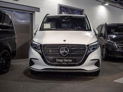 Usata Mercedes V250 Style 190 CV (139 kW) 2025 Bianco Monovolume