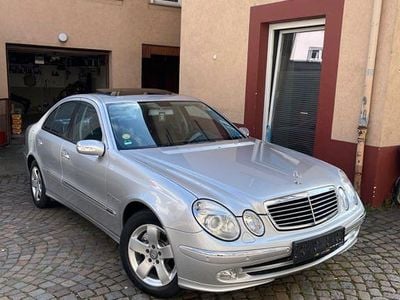 Mercedes E240
