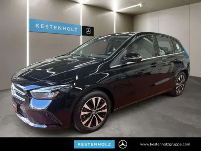 Gebraucht Mercedes E250 160 PS (117 kW) 2022 Nachtschwarz Limousine