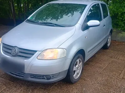 Używany VW Fox 75 KM (55 kW) 2006 Srebrny Hatchback