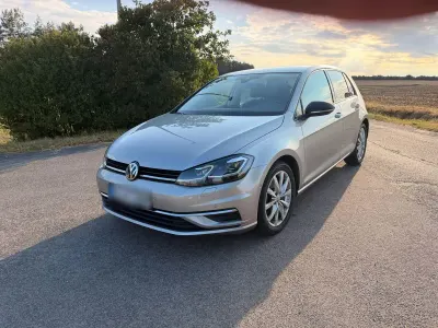 Gebraucht VW Golf VII IQ Drive 116 PS (85 kW) 2019 Silber Limousine