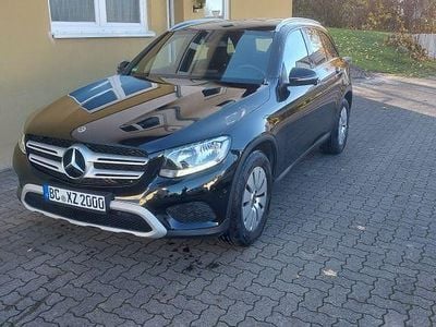 Schwarz Gebraucht 2017 Mercedes GLC220 SUV | 19.900 € (Fairer Preis)