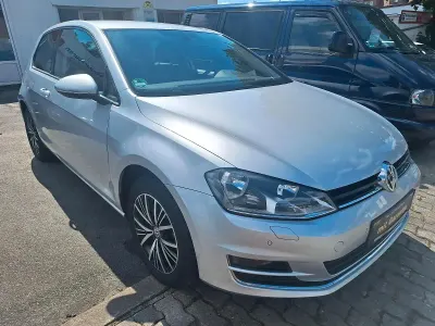 Gebraucht VW Golf VII Allstar 86 PS (63 kW) 2016 Silber Limousine