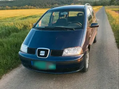 Używany Seat Alhambra 116 KM (85 kW) 2003 Niebieski Minivan