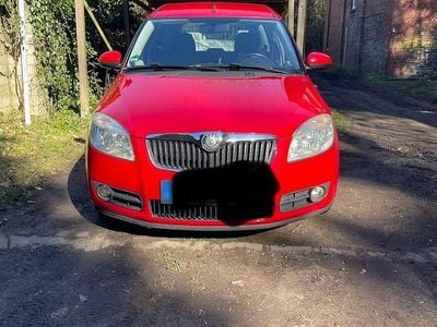 Gebraucht Skoda Roomster Comfort 105 PS (77 kW) 2009 Rot Van / Kleinbus