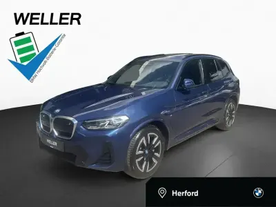 Gebraucht BMW iX3 M Sport 210 kW (286 PS) 2022 Phytonicblau (blau) SUV