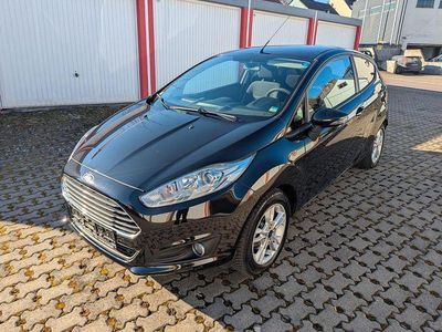 Gebraucht Ford Fiesta Trend 101 PS (74 kW) 2015 Schwarz