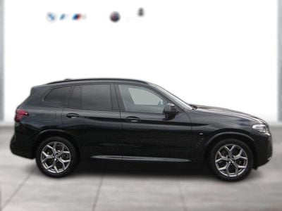 Schwarz metallic Gebraucht 2024 BMW X3 M M Sport SUV | 46.740 € (Guter Preis)