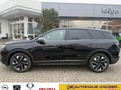 Neu Opel Grandland X 145 PS (106 kW) 2026 Schwarz SUV