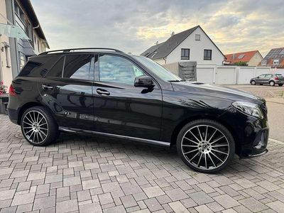 Gebraucht Mercedes GLE350 AMG line 258 PS (189 kW) 2017 Schwarz SUV