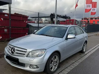 Gebraucht Mercedes C180 156 PS (114 kW) 2008 Silber Limousine