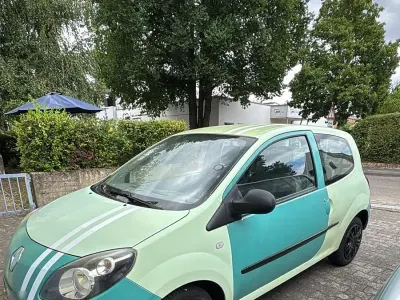 Gebraucht Renault Twingo 58 PS (42 kW) 2009 Gelb Kleinwagen