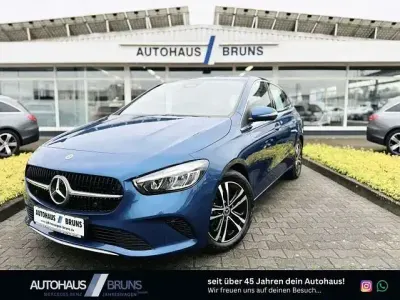 Gebraucht Mercedes B200 Progressive 177 PS (130 kW) 2024 Spektralblau  metalliclack Kleinwagen