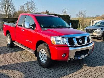 Gebraucht Nissan Titan 312 PS (229 kW) 2005 Rot Pickup