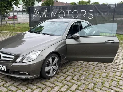 Gebraucht Mercedes E500 388 PS (285 kW) 2010 Braun Coupé