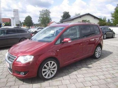 Gebraucht VW Touran Highline 170 PS (125 kW) 2008 Wild cherry red metallic Van / Kleinbus
