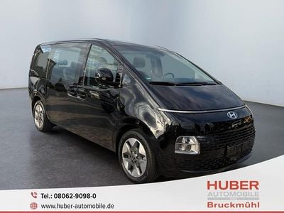 Auf anfrage Gebraucht 2024 Hyundai Staria Van / Kleinbus | 39.913 € (Fairer Preis)