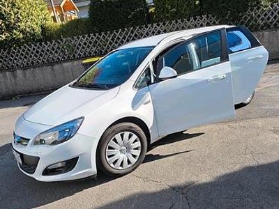 Second-hand Opel Astra 116 CP (85 kW) 2015 Alb Break