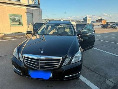 Mercedes E300