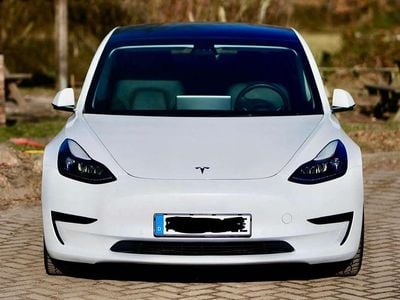Gebraucht Tesla Model 3 Standard Range Plus 225 kW (306 PS) 2021 Weiß Limousine