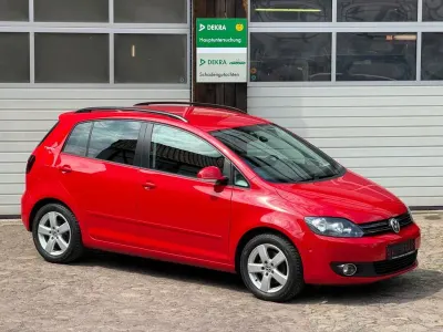 Gebraucht VW Golf Plus Cross Team 122 PS (89 kW) 2010 Rot Limousine