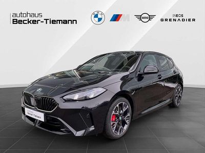 Neu BMW 118 Exclusive 150 PS (110 kW) 2025 Black sapphire metallic Kleinwagen