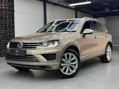 Usata VW Touareg Executive 262 CV (192 kW) 2017 Oro SUV