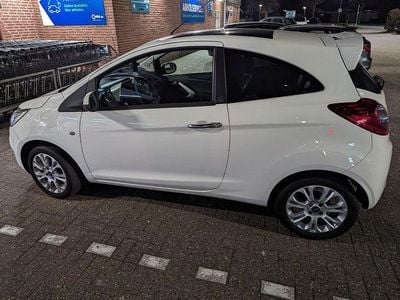 Weiß Gebraucht 2011 Ford Ka Titanium Kleinwagen | 3.300 € (Fairer Preis)