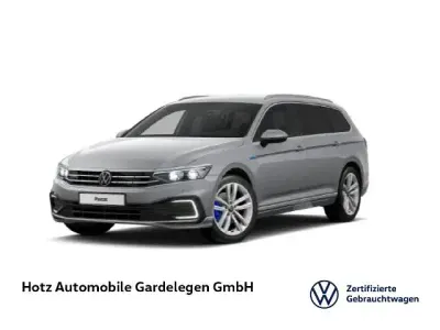 Gebraucht VW Passat GTE 218 PS (160 kW) 2023 Pyritsilber metallic Kombi