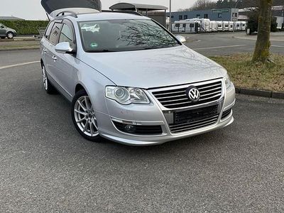 Gebraucht VW Passat R 170 PS (125 kW) 2010 Grau Kombi