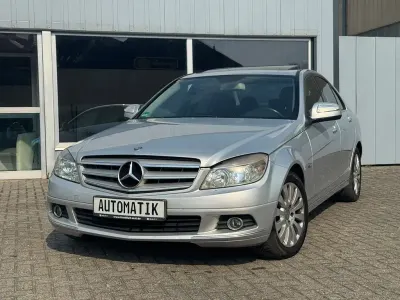 Gebraucht Mercedes C220 Elegance 170 PS (125 kW) 2007 Silber Limousine