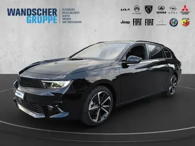 Neu Opel Astra 131 PS (96 kW) 2025 Weißschwarz Kleinwagen