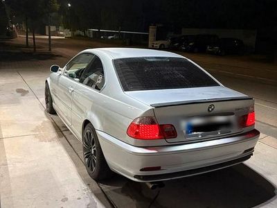 BMW 325
