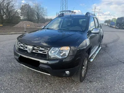 Gebraucht Dacia Duster Prestige 109 PS (80 kW) 2015 Schwarz SUV